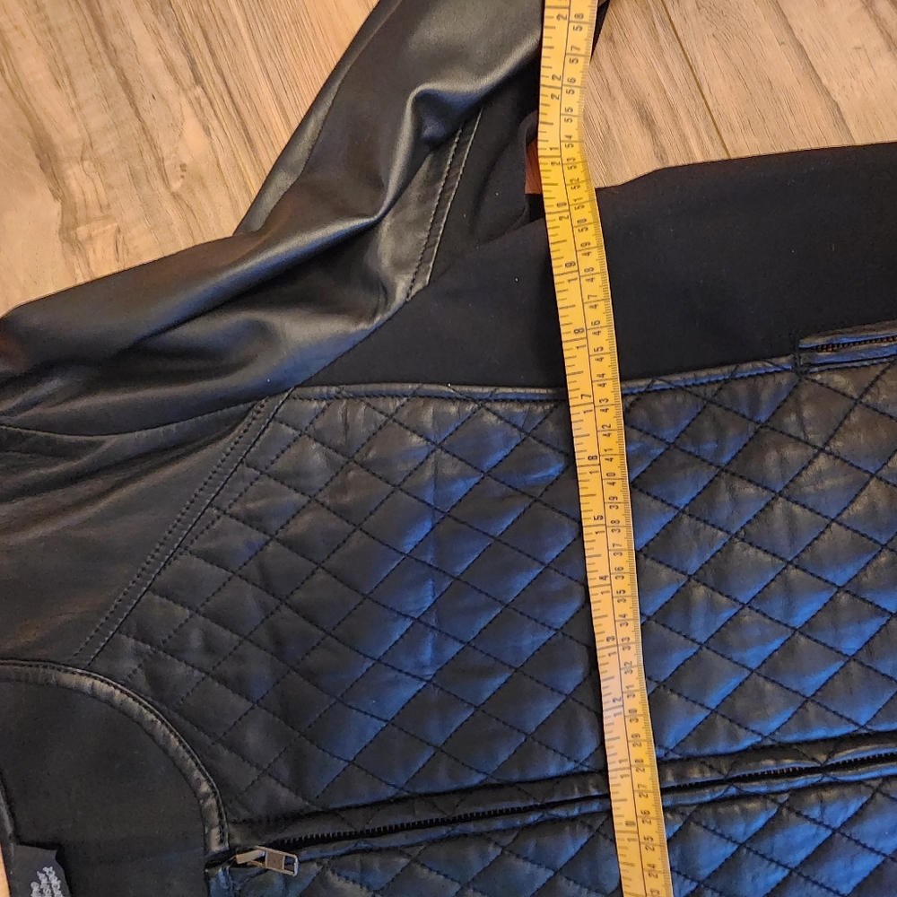 Leather jacket - Picture 11 of 11